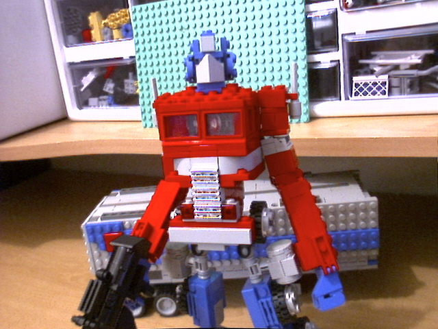 optimus-1b.jpg