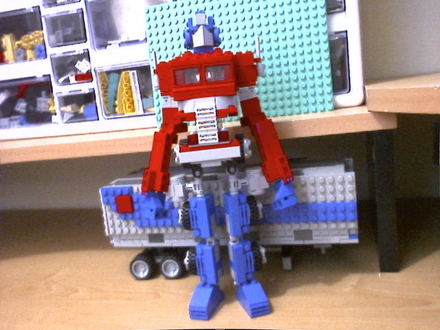 optimus-1o.jpg