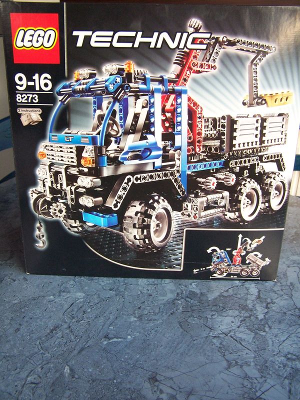 8273box.jpg