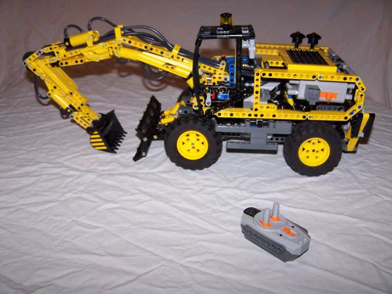 exca-pneu01.jpg