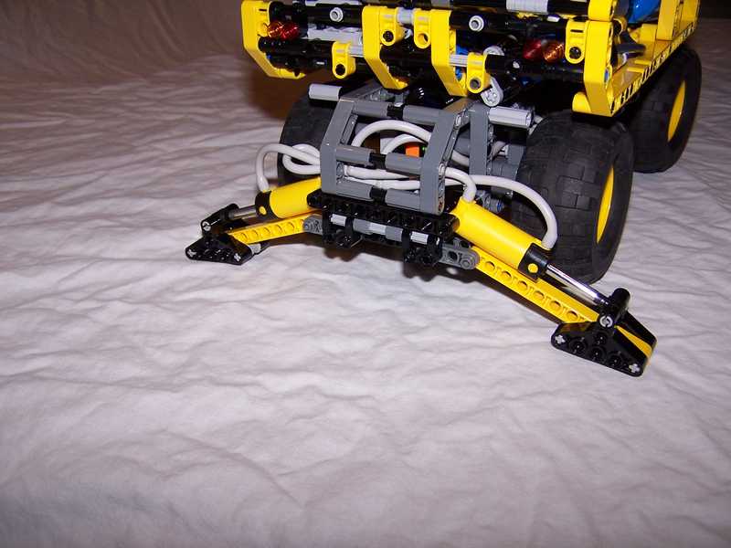 exca-pneu18.jpg