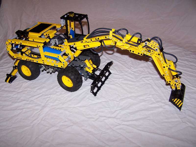 exca-pneu22.jpg