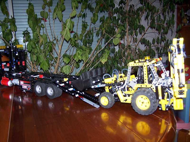 moc8285-012.jpg
