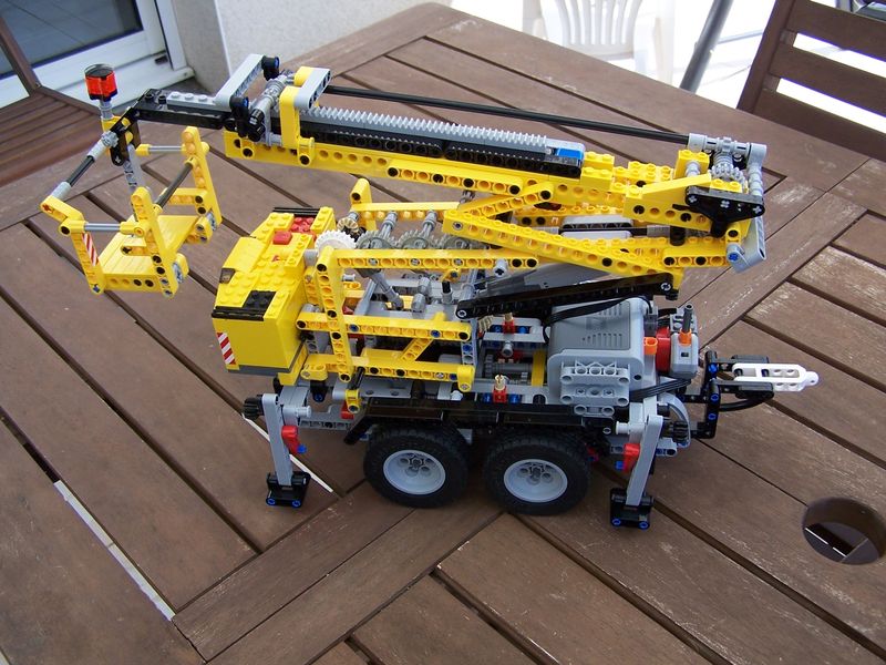 8258bmod06.jpg