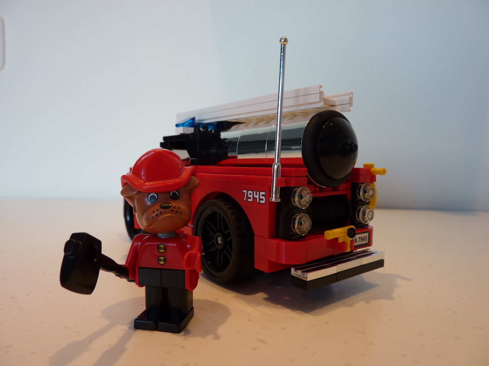fire_truck_02.jpg