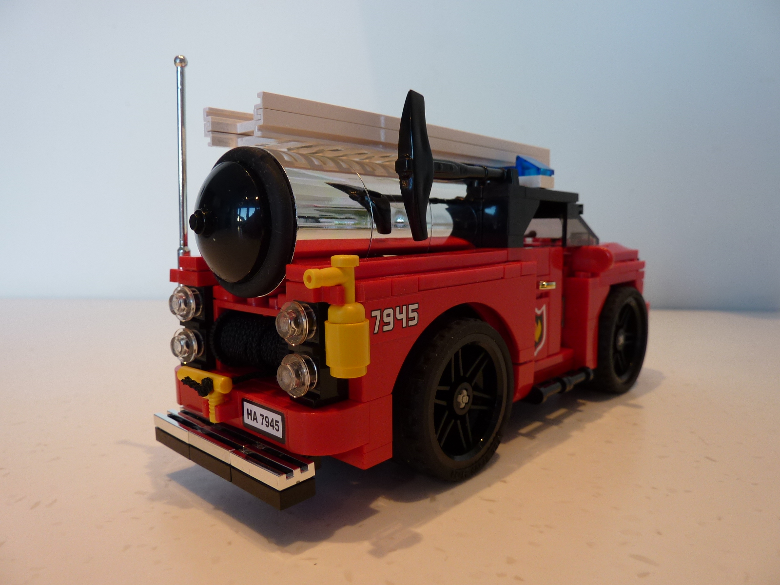 fire_truck_12.jpg