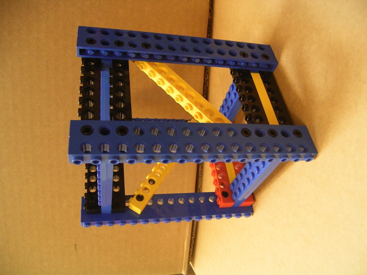 c_first_design_frame_main_tower.jpg