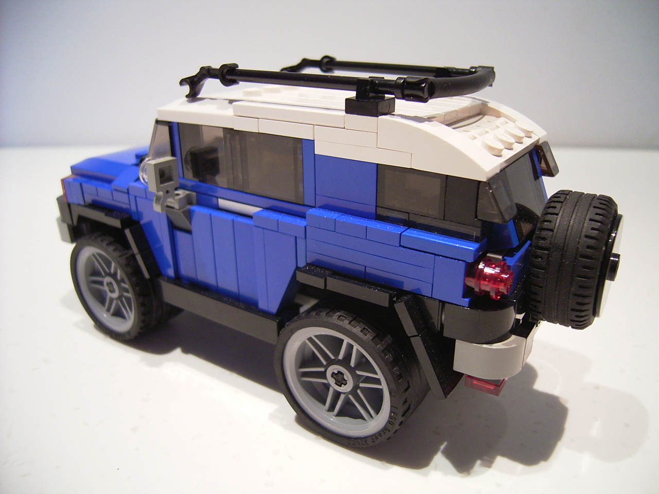 fj_cruiser_09.jpg