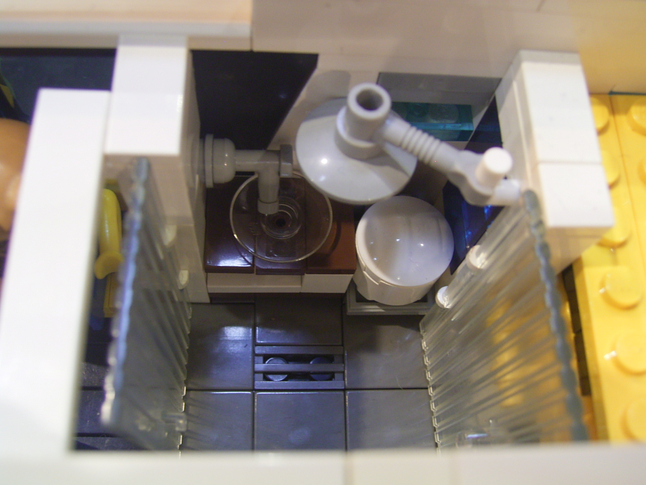 m_bathroom_2.jpg