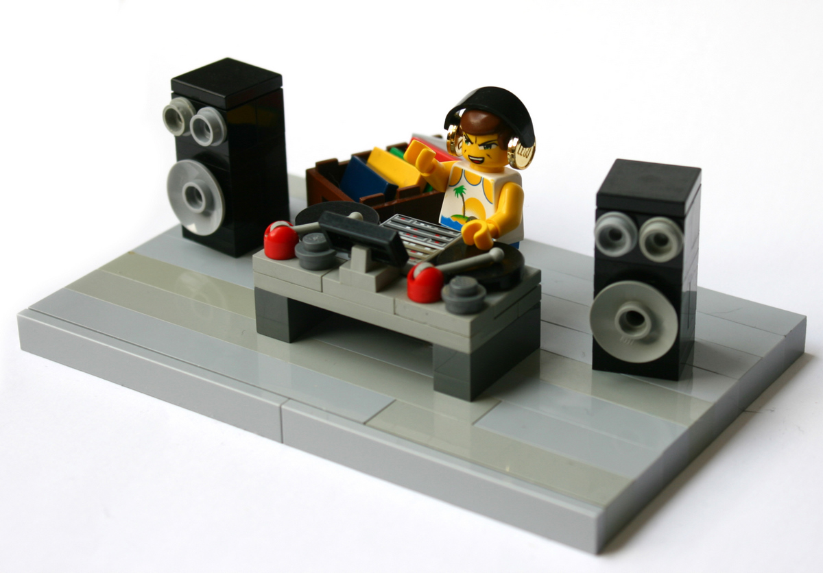 dj_vig.jpg