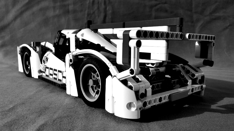 porsche_919hybrid_2_bw.jpg