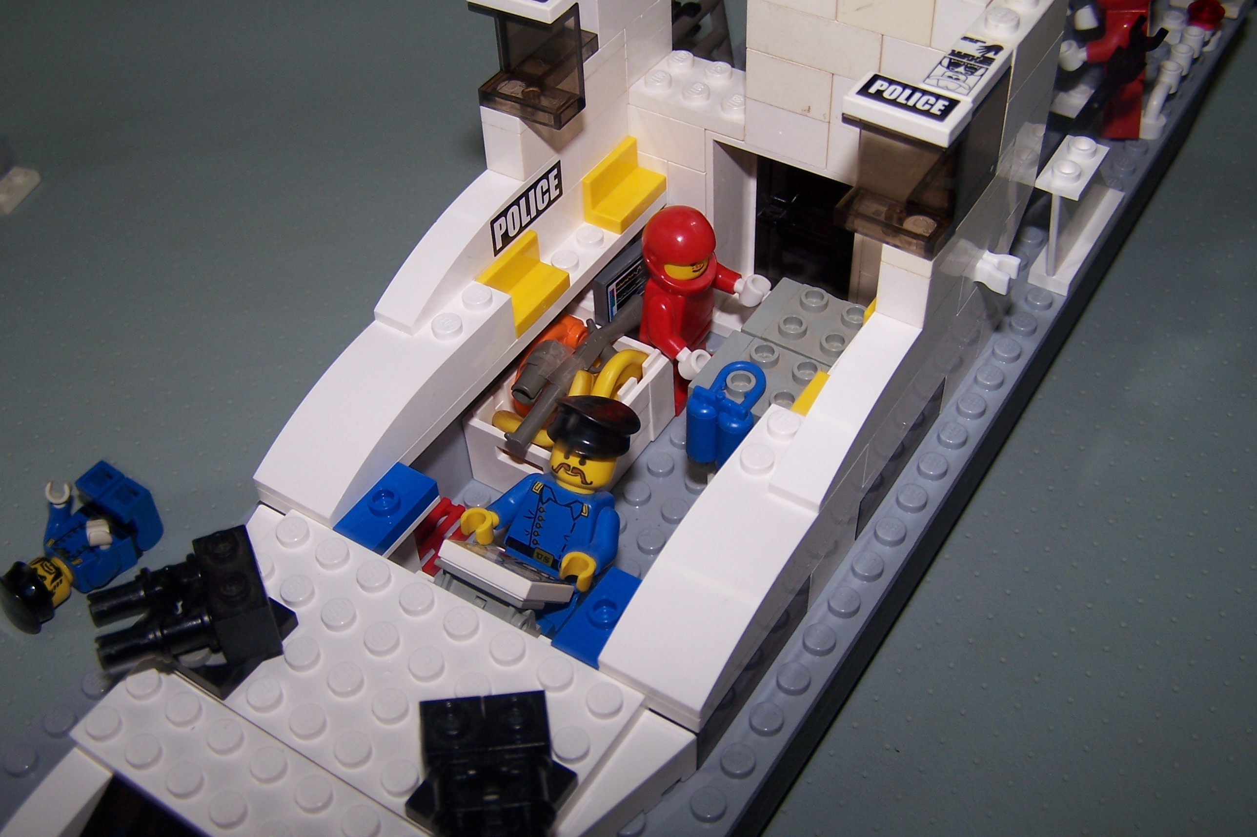 a_battle_craft_insides.jpg
