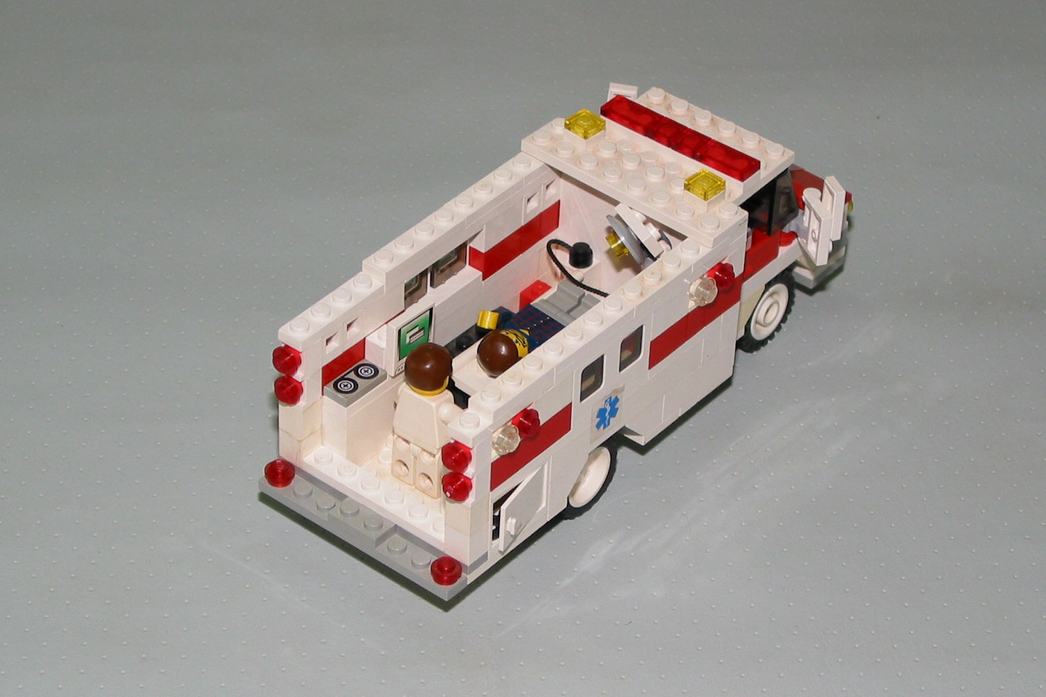ambulance_2.jpg
