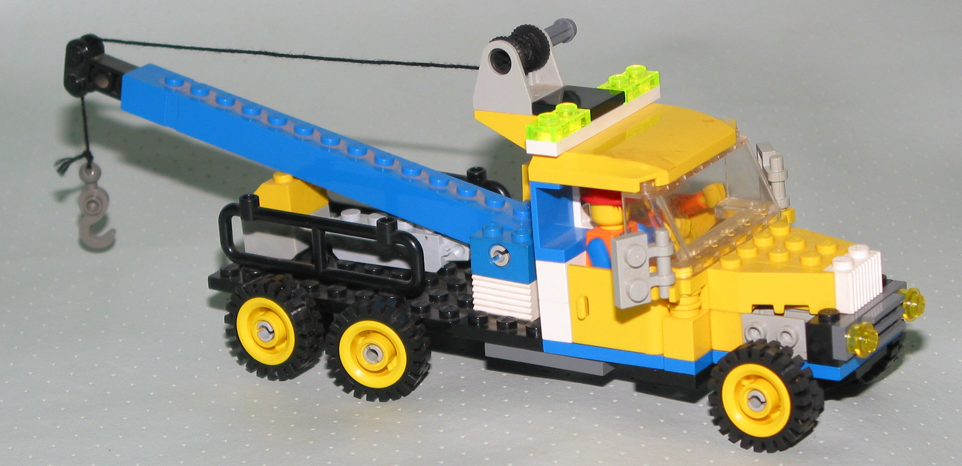 old_tow_truck.jpg