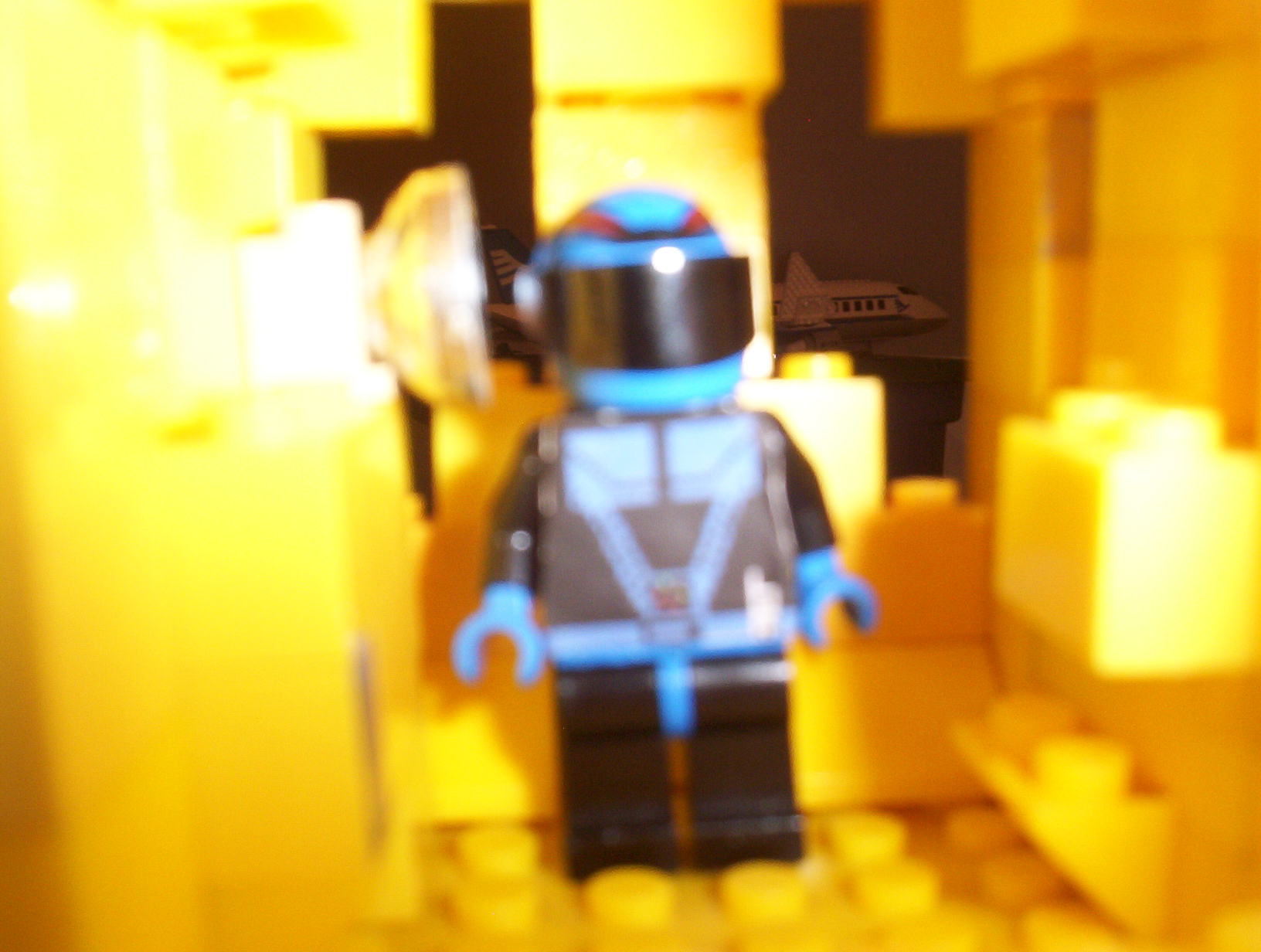 reepblueminifig_005.jpg
