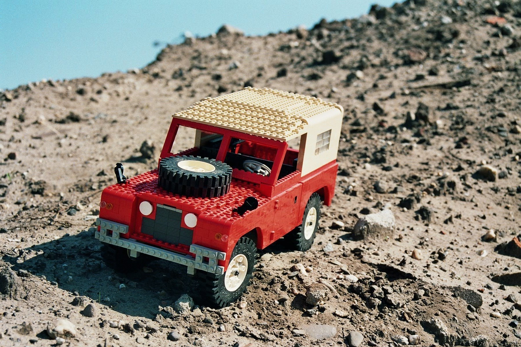 landrover_1op10_7.jpg