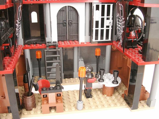 scorpion_castle_05.jpg
