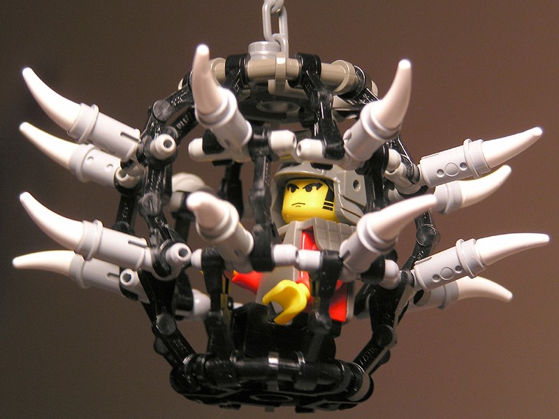 caged_samurai_01.jpg