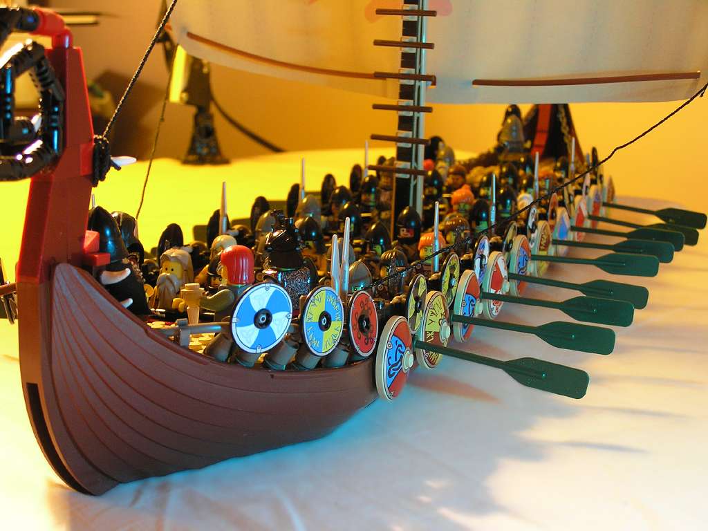 viking_ram_ship_10.jpg