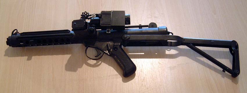 blaster_aufgeklappt.jpg