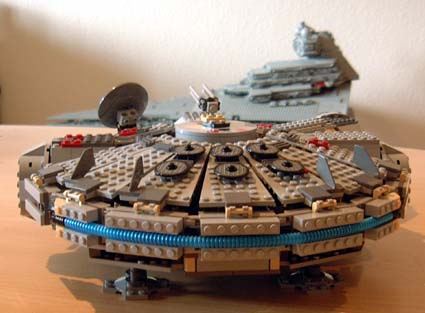 milleniumfalcon3.jpg