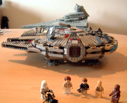 milleniumfalcon4.jpg