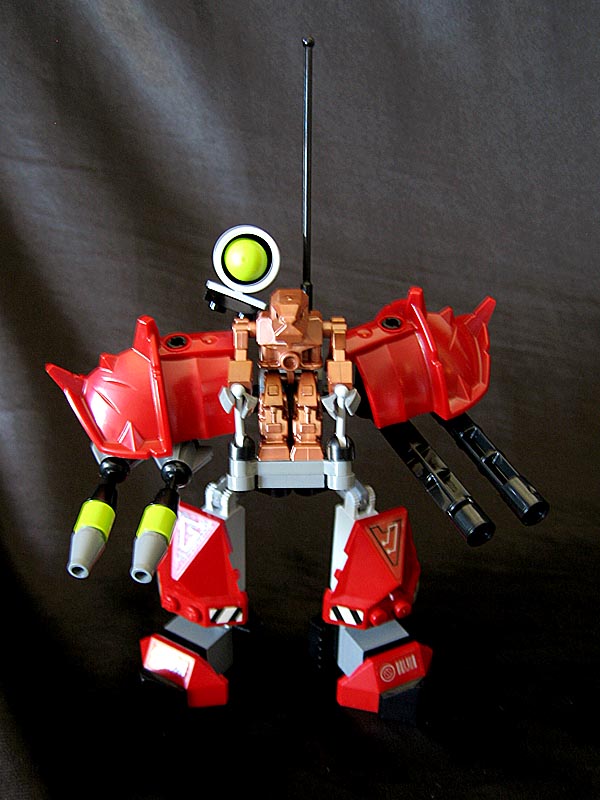 7705_redrobot03.jpg