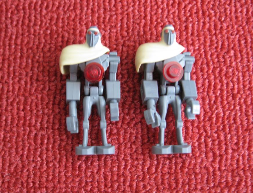 2_droid_guards.jpg