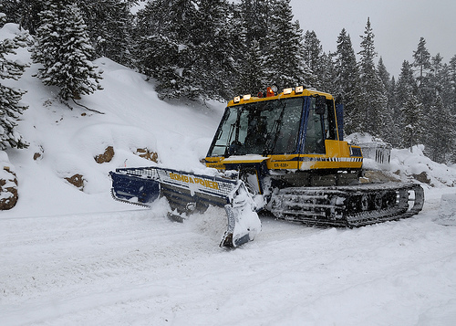 snow_groomer.jpg