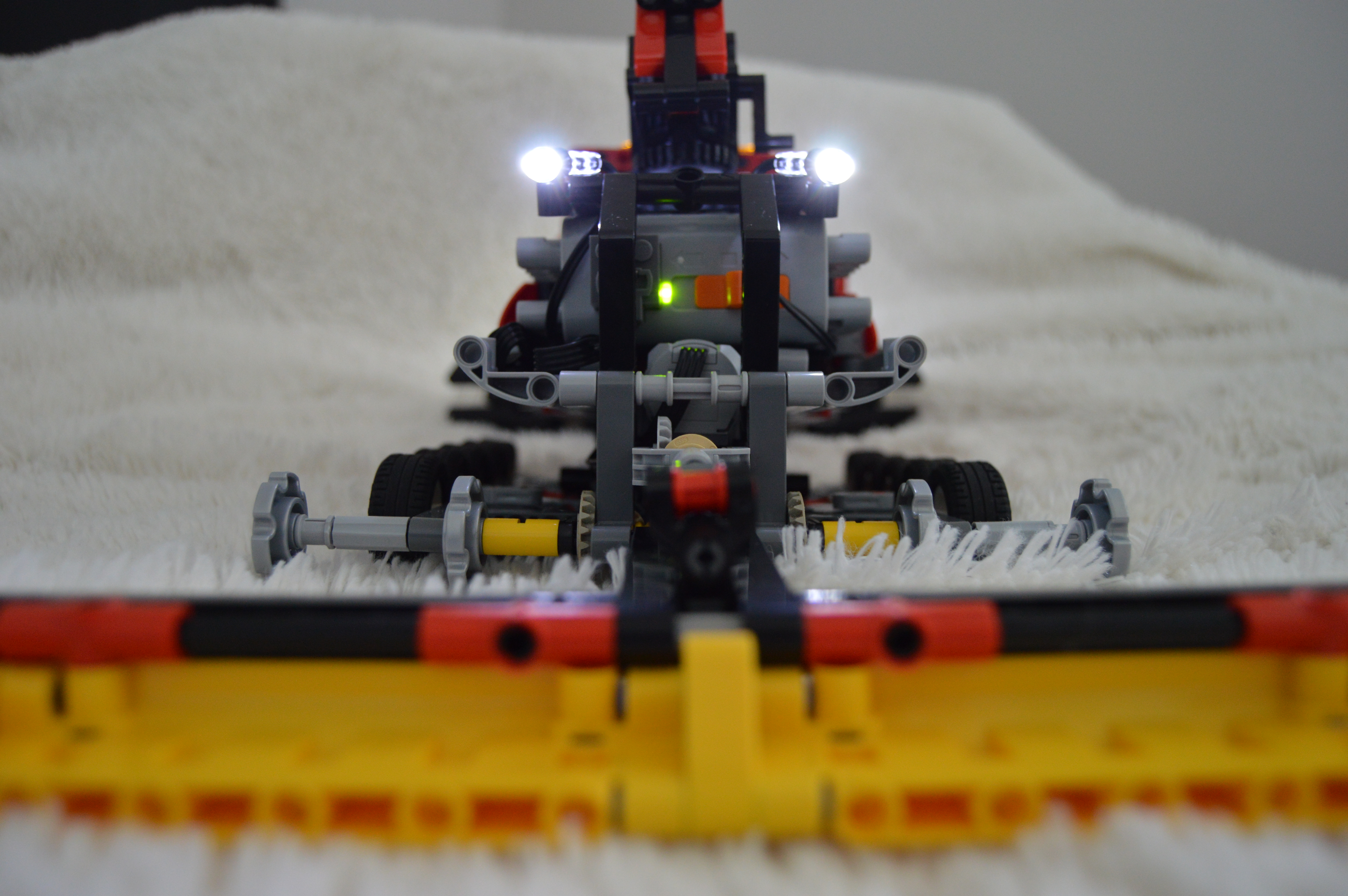 13_rear-track_off.jpg