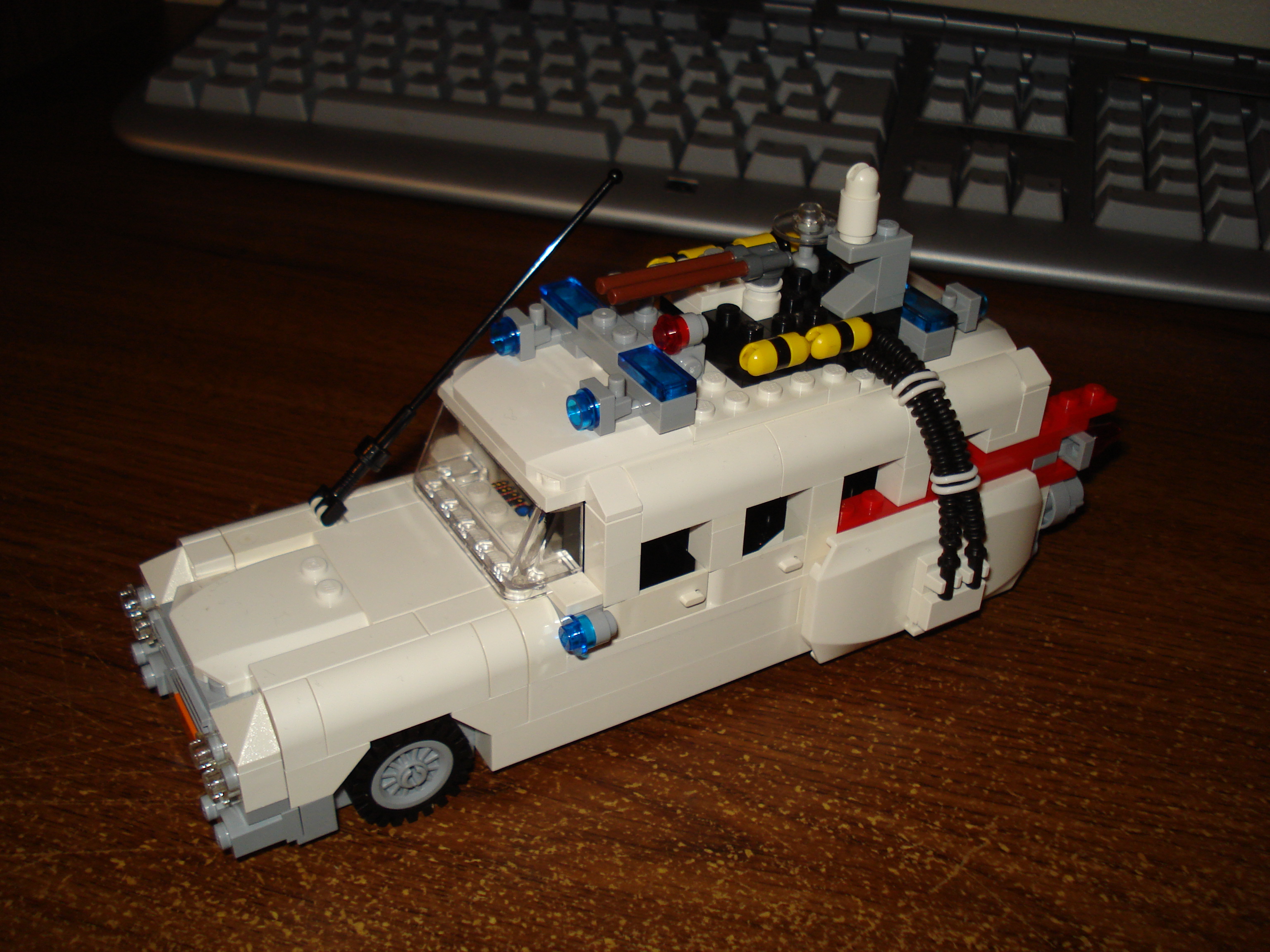 ecto-1_01.jpg