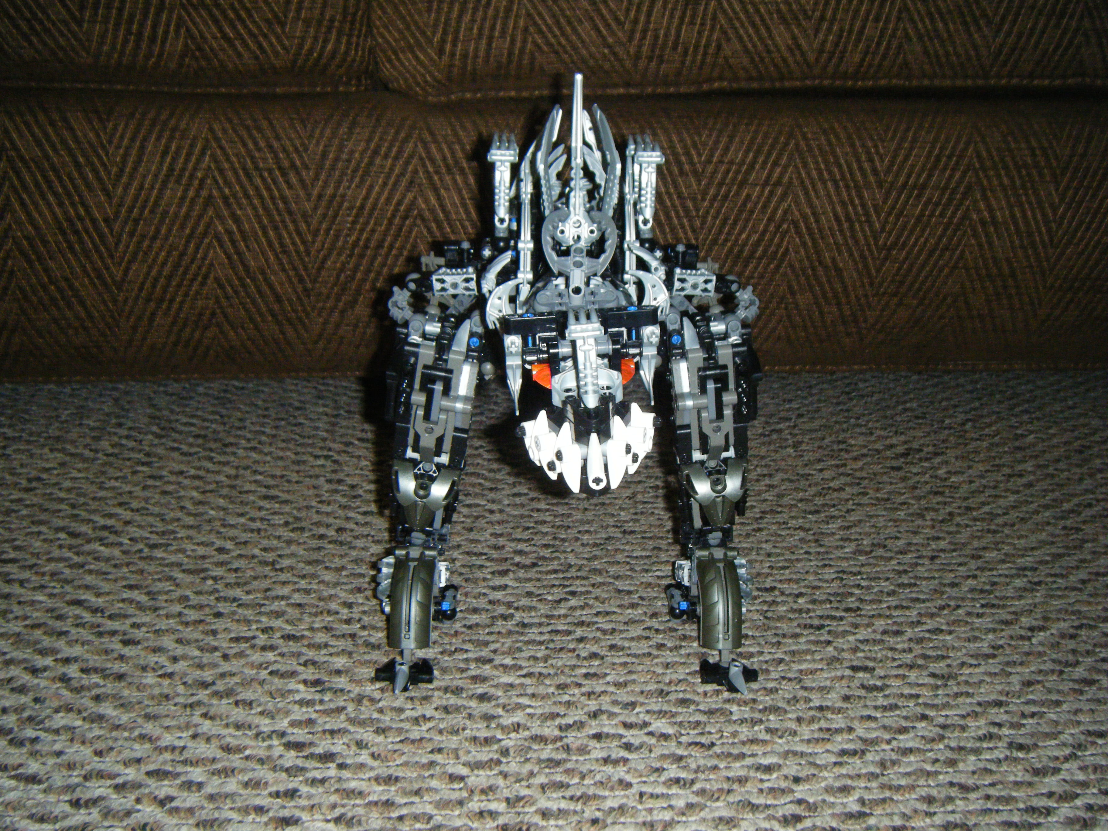 bioniclesaur_002.jpg