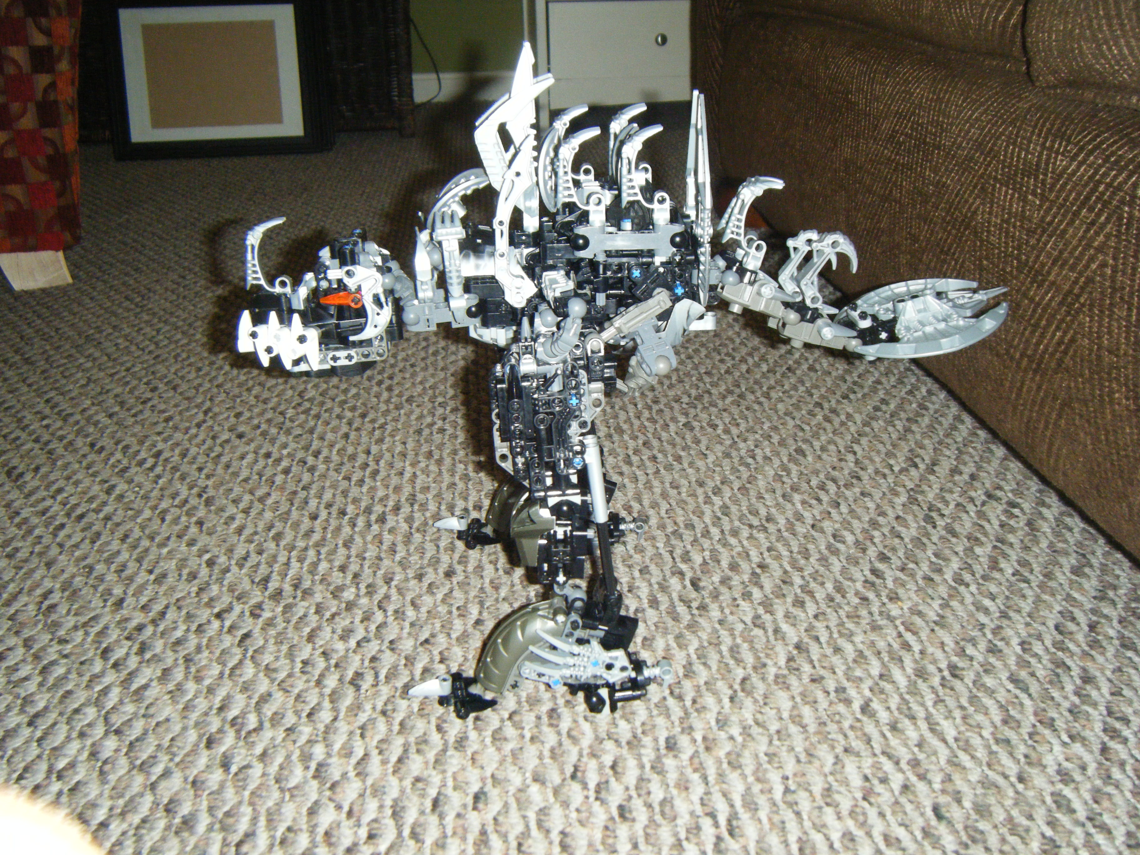 bioniclesaur_003.jpg