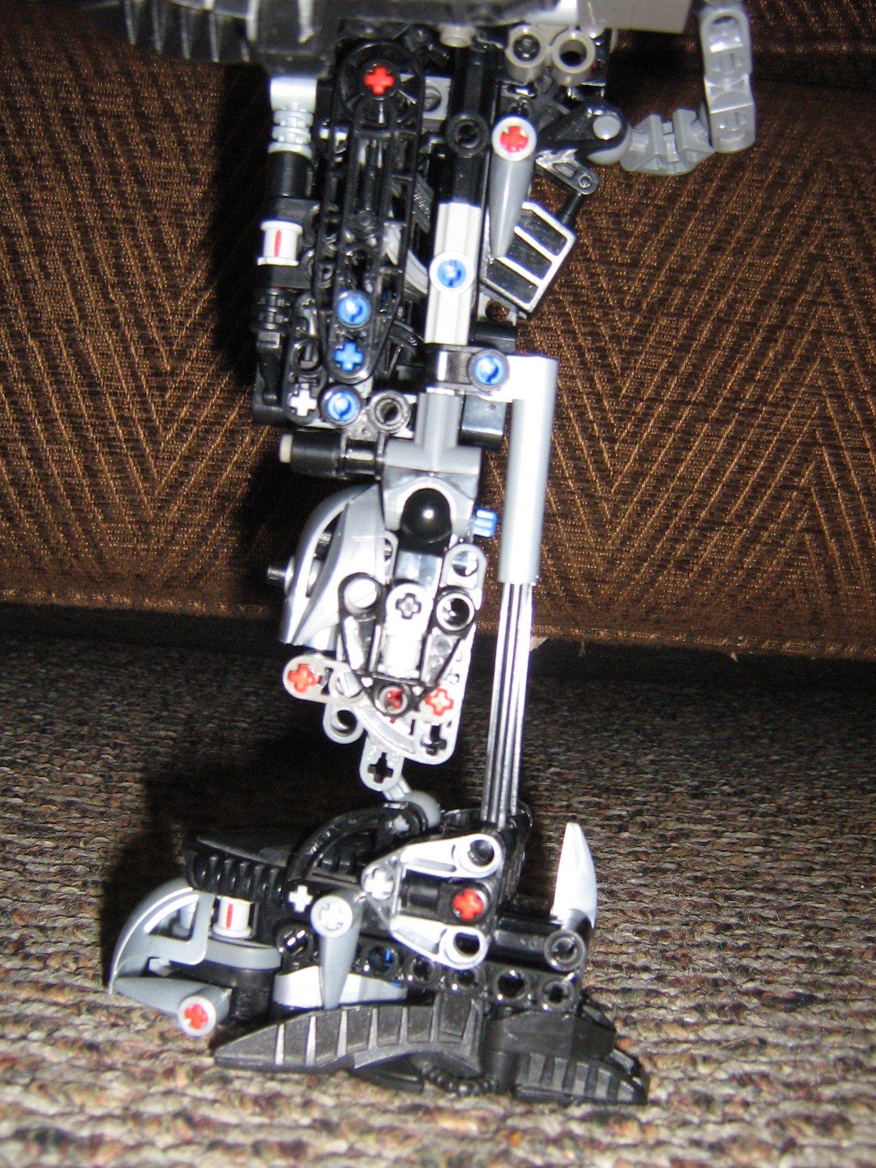 bioniclesaur_revamped_015.jpg