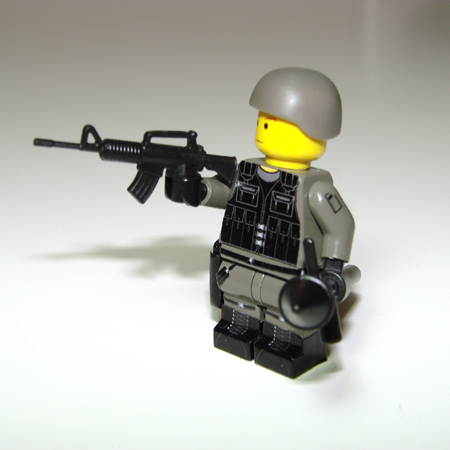 00-97-sas-trooper-helmet-06.jpg