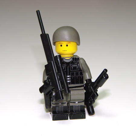 00-97-sas-trooper-helmet-07.jpg
