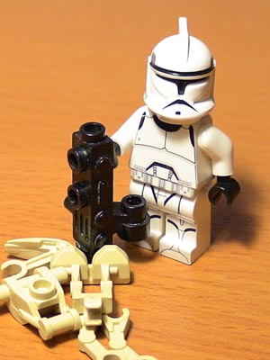 clone-300x400px-01.jpg
