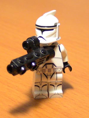 clone-300x400px-03.jpg