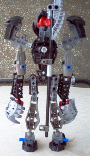 giga_makuta_behind.jpg