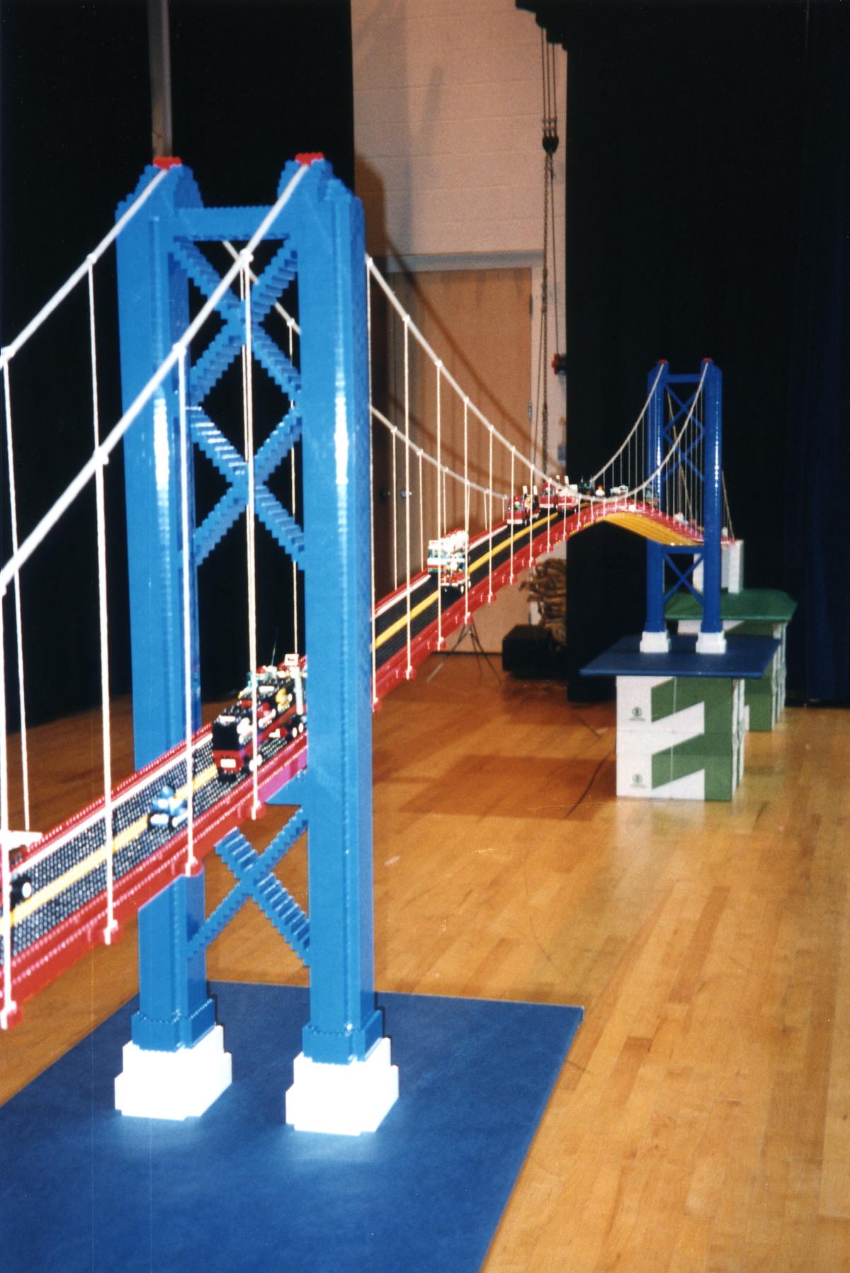 lego_suspension_bridge_-_3.jpg