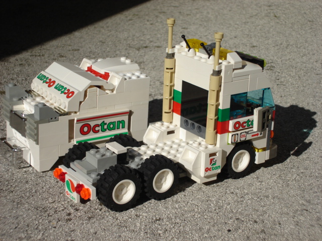lego_200.jpg