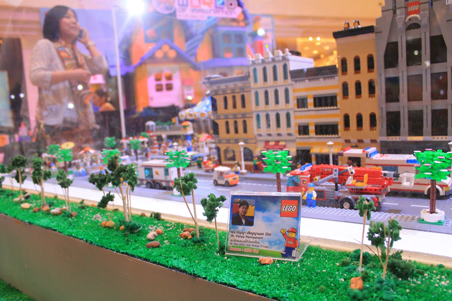 lego_children_day_thailand_2013_6.jpg