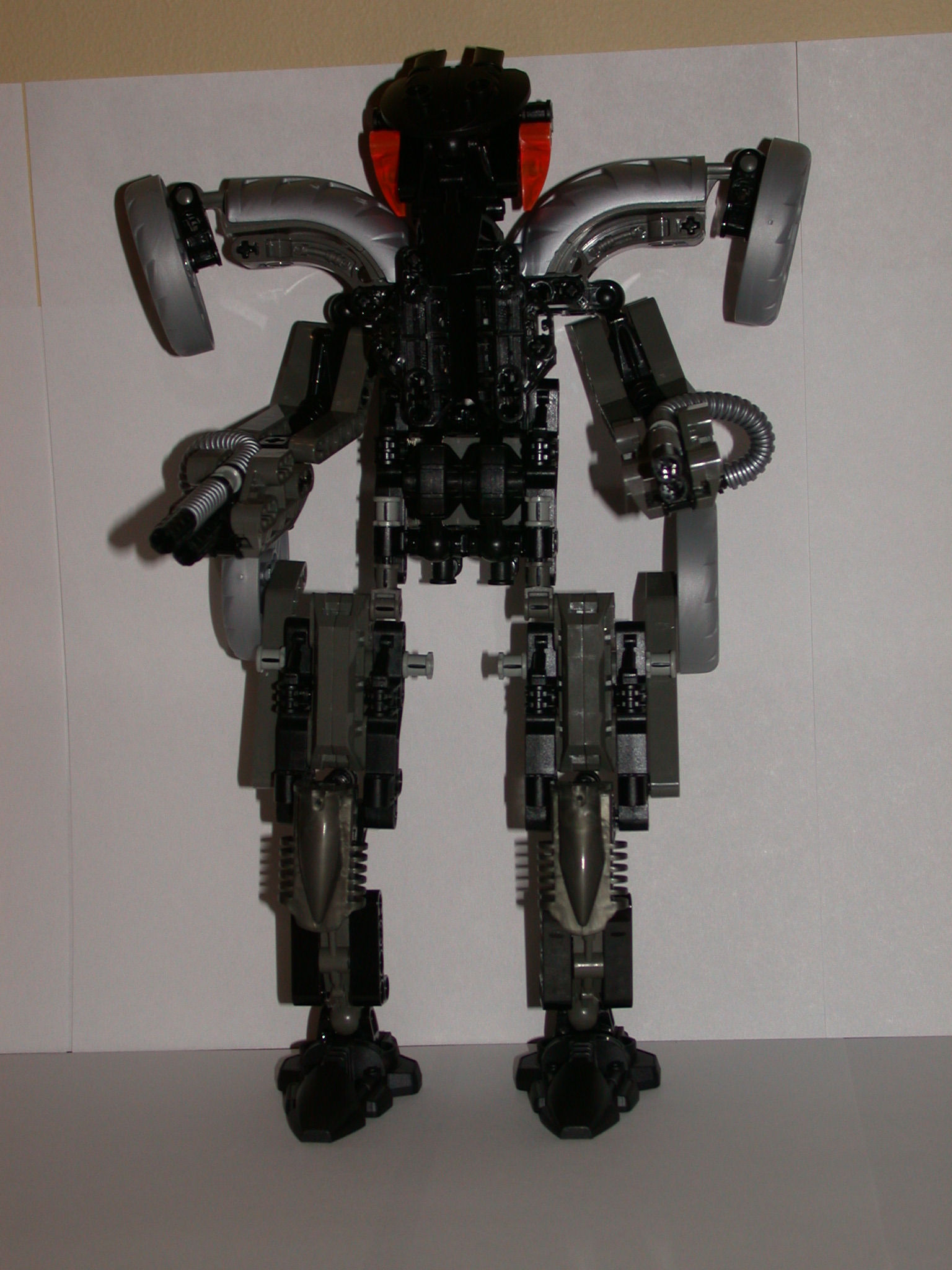 bbc16bnb147mecha.jpg