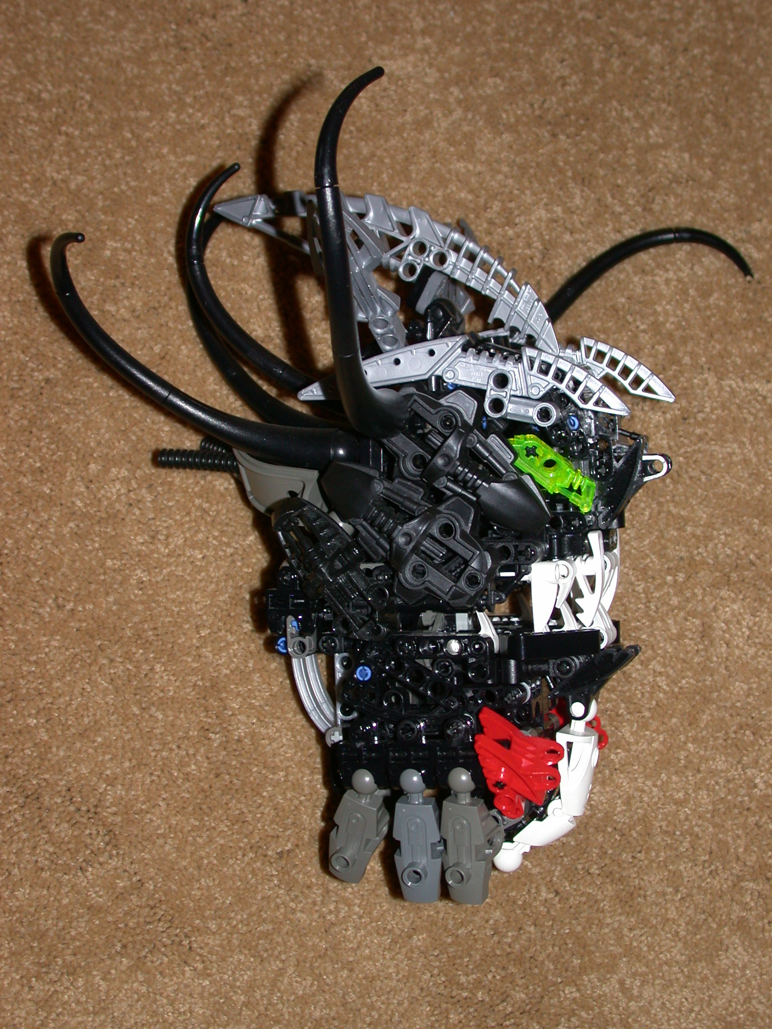 detaileideannheadside.jpg
