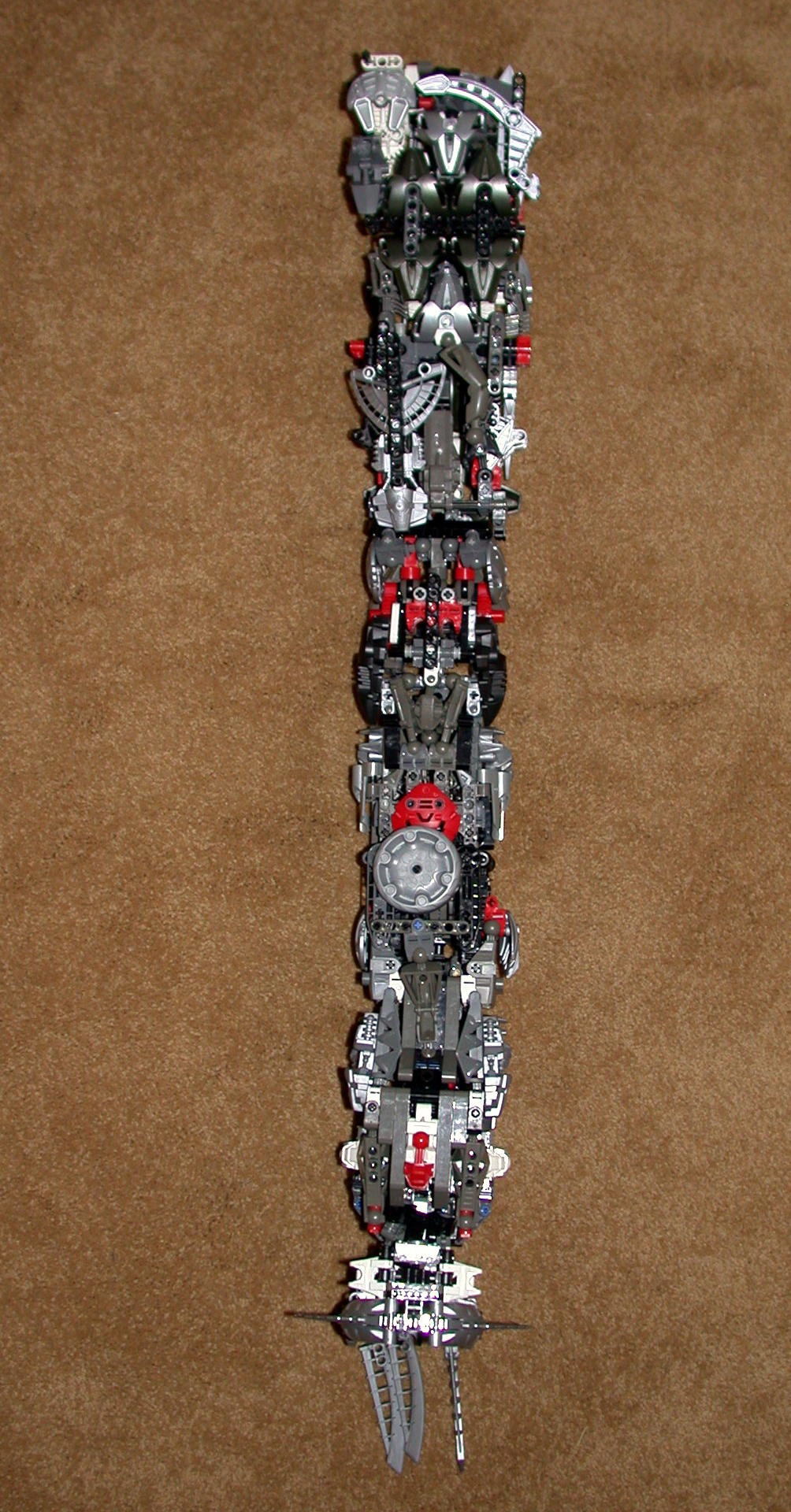 detaileideannlegback.jpg