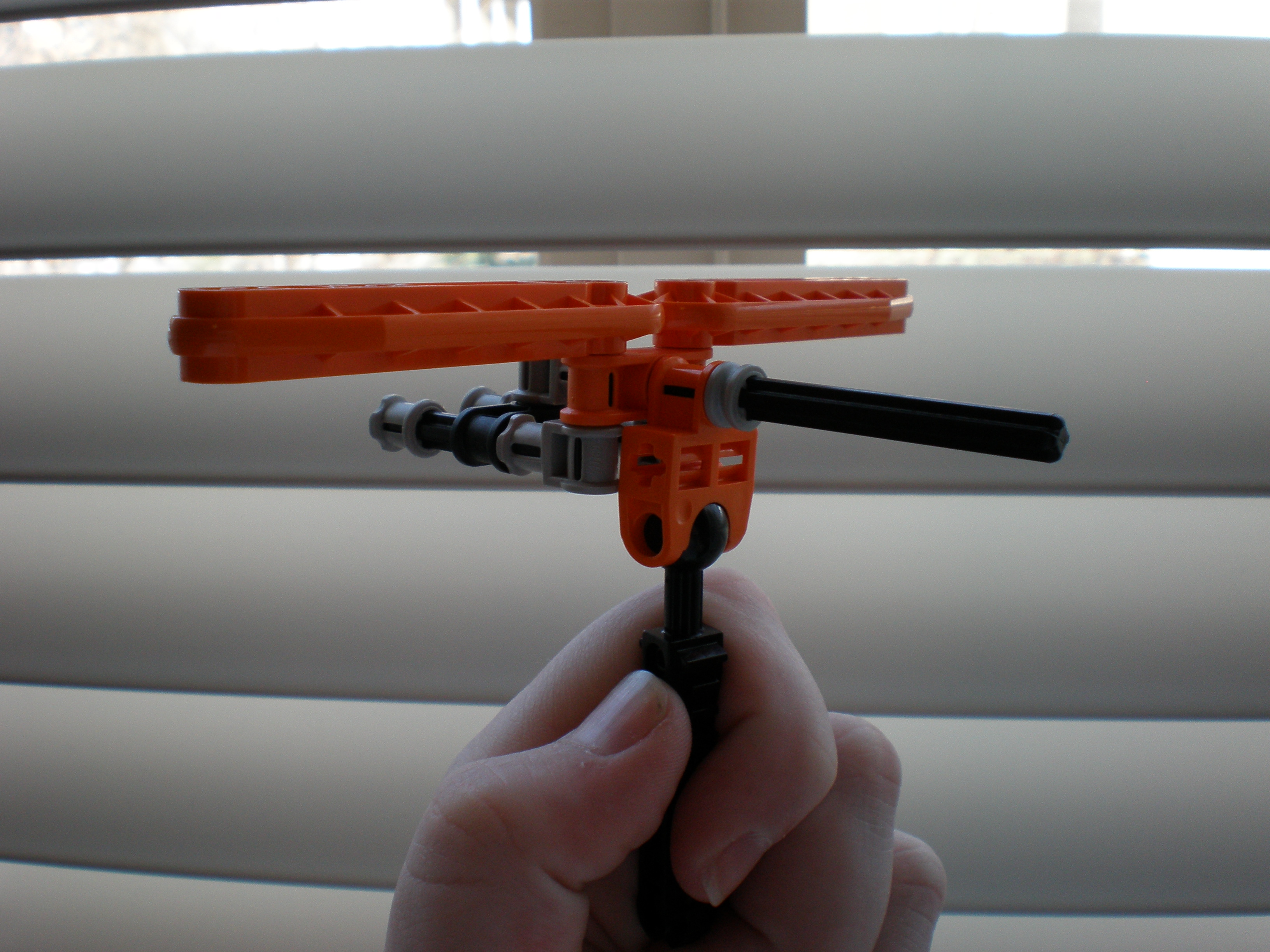 orange_pose_1.jpg