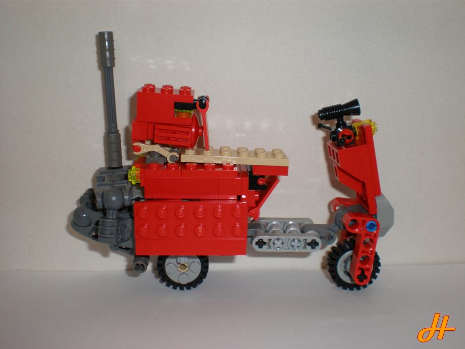 scooter_right_small.jpg