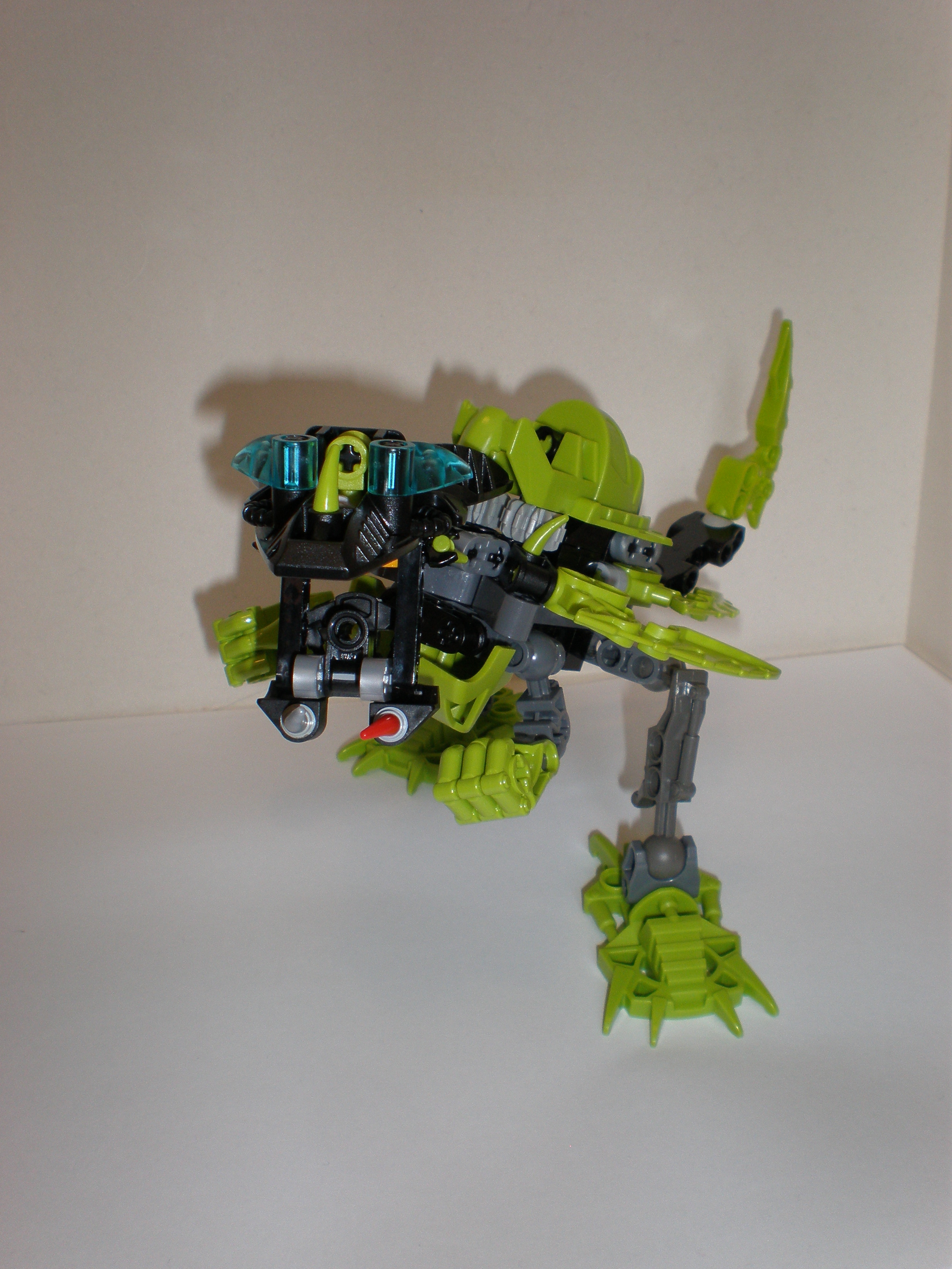 pose_1_v2.jpg
