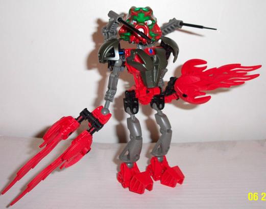 01-eviltahunuva.jpg