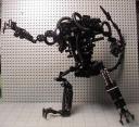 hrgalien-pose2.jpg